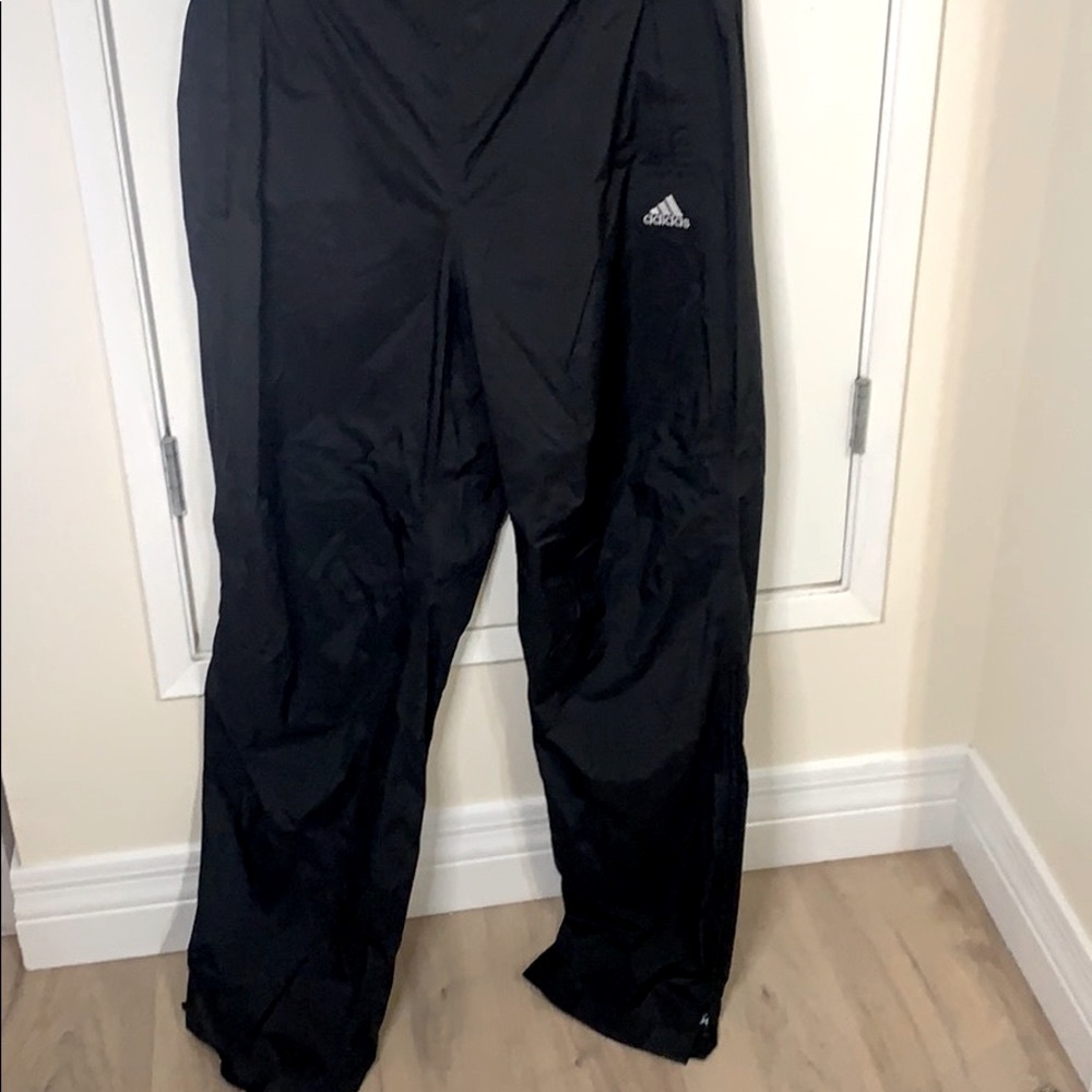 Adidas men’s XL 1990’s climate proof jogger basketball